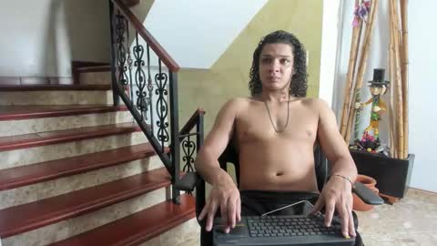 Snapshot of belamiramil chatting on 11-10-25, 10:53 independent model online show from 11-10-25, 10:53