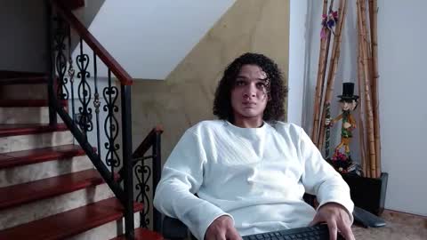 Snapshot of belamiramil chatting on 11-12-25, 10:41 independent model online show from 11-12-25, 10:41