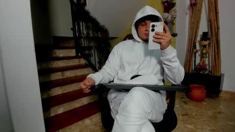 Snapshot of belamiramil chatting on 11-25-25, 05:51 independent model online show from 11-25-25, 05:51