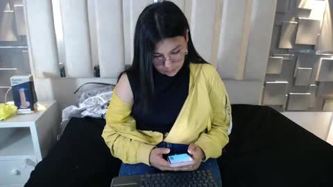 Belen online show from 04-27-26, 03:54