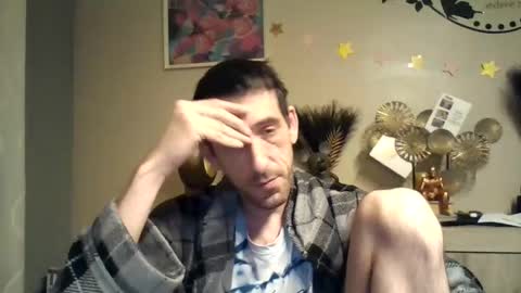 Snapshot of belgianboy33 chatting on 01-02-25, 05:57 Dreamcock online show from 01-02-25, 05:57