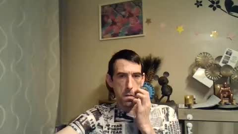 Snapshot of belgianboy33 chatting on 01-27-25, 05:25 Dreamcock online show from 01-27-25, 05:25
