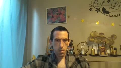 Snapshot of belgianboy33 chatting on 09-11-25, 06:35 Dreamcock online show from 09-11-25, 06:35