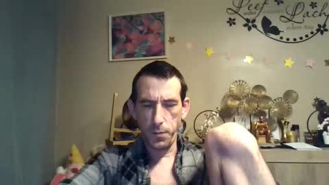Snapshot of belgianboy33 chatting on 09-12-25, 03:50 Dreamcock online show from 09-12-25, 03:50