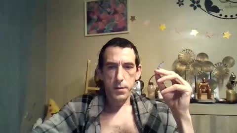 Snapshot of belgianboy33 chatting on 10-07-25, 03:25 Dreamcock online show from 10-07-25, 03:25