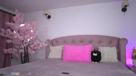 Emma  Bella online show from 02-03-26, 10:48