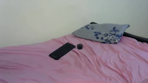 bella_c8 online show from 02-04-26, 03:01