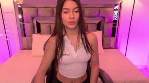 Bella  online show from 01-08-26, 01:13