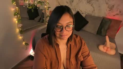 Snapshot of bella_desi chatting on 06-13-26, 12:36 Dessi online show from 06-13-26, 12:36