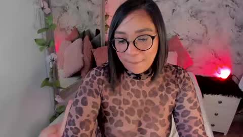 Dessi  online show from 07-15-26, 12:43