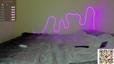 Snapshot of bella_foryou chatting on 11-06-25, 08:54 NastyaThere are legends that in this room all your wishes can come true Private is Open online show from 11-06-25, 08:54