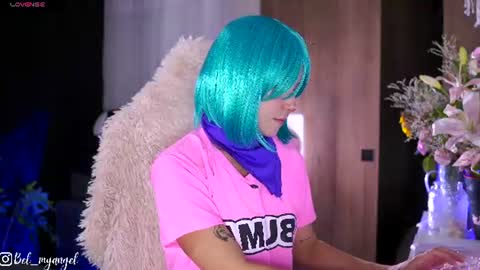 Snapshot of bella_franco chatting on 06-17-26, 02:18 In instagran bel myangel online show from 06-17-26, 02:18