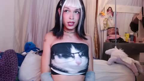 Snapshot of bella_gonvill chatting on 06-02-26, 06:04 bella_gonvill online show from 06-02-26, 06:04