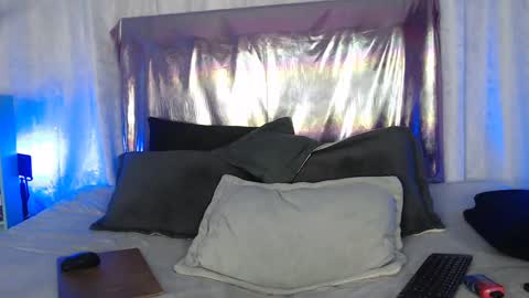 Snapshot of bella_lr chatting on 09-30-25, 02:16 Valentina online show from 09-30-25, 02:16