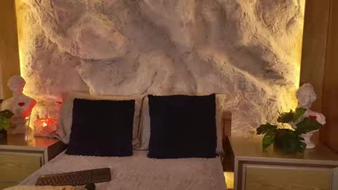  BELLA  online show from 04-24-26, 10:23