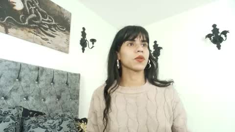 Bella online show from 03-11-26, 01:44