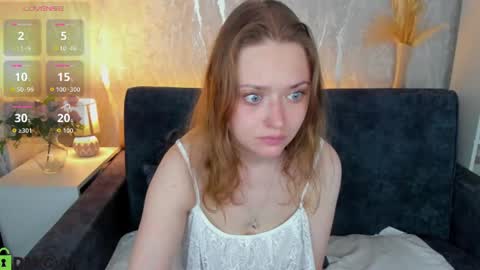 Snapshot of bella_ramsi chatting on 07-05-26, 01:01 Linda Bella online show from 07-05-26, 01:01