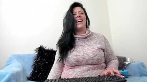 Snapshot of bella_smit_ chatting on 12-07-24, 05:20 Bella Smith online show from 12-07-24, 05:20