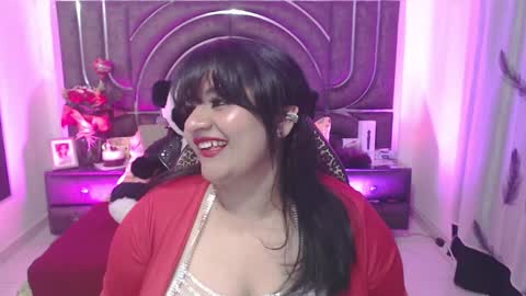  Bella Taylore  online show from 01-16-25, 12:12