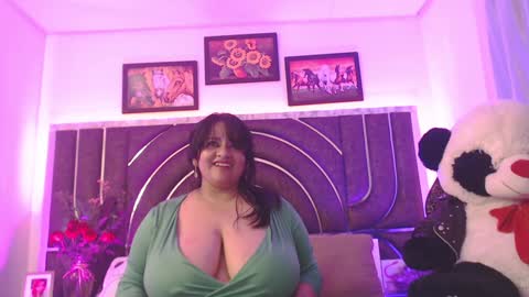  Bella Taylore  online show from 01-23-25, 03:58