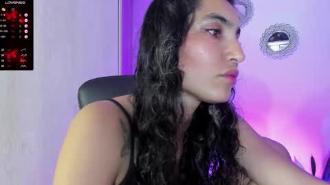 Bella online show from 11-19-25, 11:16