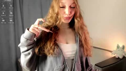 Snapshot of bella_xiss chatting on 05-04-26, 12:45 bella_xiss online show from 05-04-26, 12:45