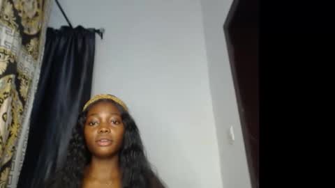 Snapshot of bellababy6 chatting on 10-10-25, 05:23 bella online show from 10-10-25, 05:23