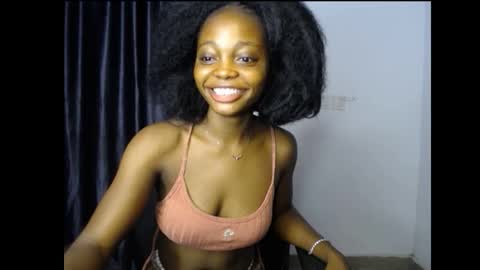 Snapshot of bellababy6 chatting on 12-13-25, 07:53 bella online show from 12-13-25, 07:53