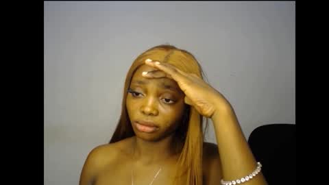 bella online show from 12-18-25, 05:41