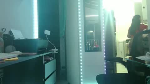 Snapshot of bellabbys8 chatting on 12-03-25, 08:00 bellabbys8 online show from 12-03-25, 08:00