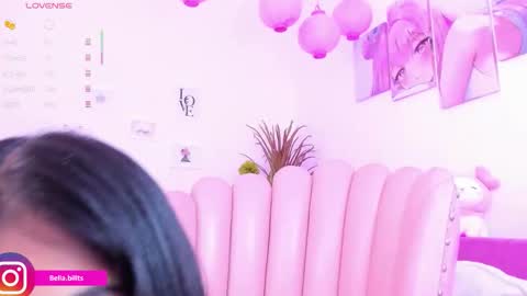 Snapshot of bellabills chatting on 12-02-25, 01:17 Bella online show from 12-02-25, 01:17