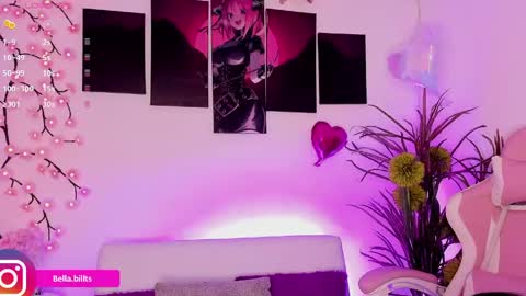 Bella online show from 05-19-26, 01:06