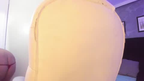 Snapshot of bellabm chatting on 12-19-24, 03:41 online show from 12-19-24, 03:41