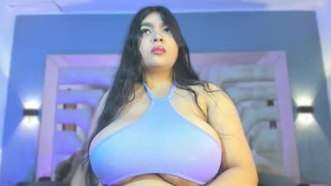 Snapshot of bellaboobs_ chatting on 09-08-25, 07:46 bellaboobs_ online show from 09-08-25, 07:46