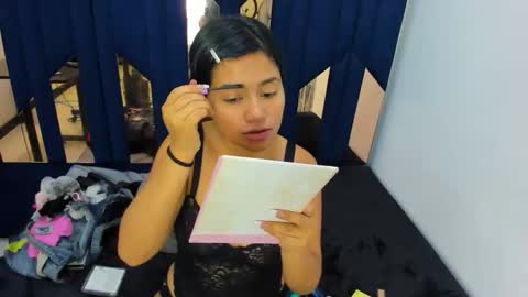 bellacandyss online show from 06-08-26, 01:22