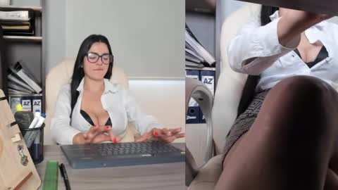 Snapshot of bellaclaiir chatting on 03-08-25, 06:05 Bella Clair online show from 03-08-25, 06:05