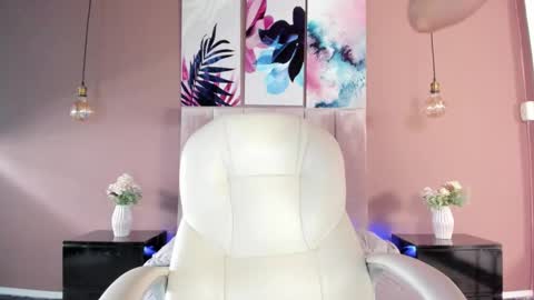 Snapshot of bellaclaiir chatting on 03-11-25, 03:23 Bella Clair online show from 03-11-25, 03:23