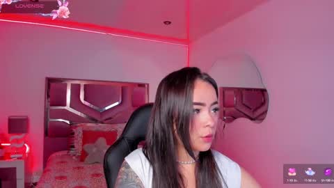 Snapshot of belladiamond18 chatting on 02-11-25, 02:14 TELL ME GODDESS NEXT Transmission 01122024 9PM TO 4AMColombian hour THANKS Follow me online show from 02-11-25, 02:14