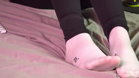 BellaMarebelle online show from 12-14-25, 04:18