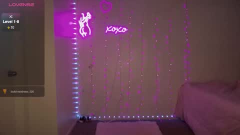 Bella Monroe online show from 03-31-26, 04:24