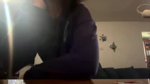 Bella Moon  online show from 09-17-25, 06:20