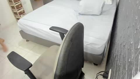 Snapshot of bellaprettty chatting on 03-08-25, 10:45 Bella  Angelycal online show from 03-08-25, 10:45
