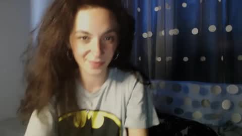 Snapshot of bellaqueen0701 chatting on 02-07-25, 02:04 bellaqueen0701 online show from 02-07-25, 02:04