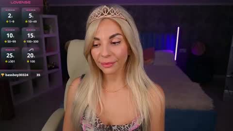 Bella online show from 04-25-26, 07:55