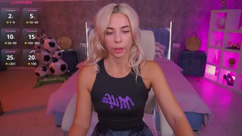 Bella online show from 07-16-26, 12:55
