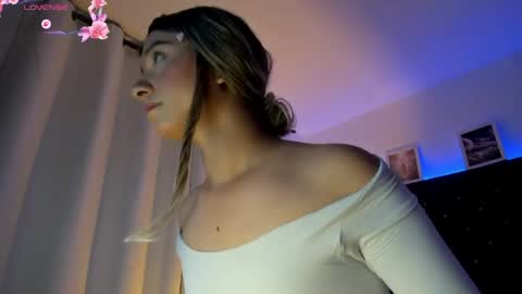 bellaroge online show from 04-27-26, 05:27