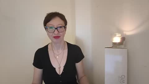 Emma online show from 06-08-26, 07:03