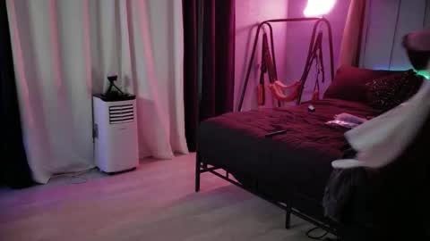 Bellaskeykeeper online show from 04-23-26, 06:58