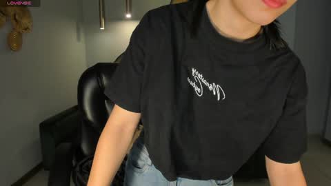 Snapshot of bellastorm1 chatting on 06-19-26, 10:30 B E L L A online show from 06-19-26, 10:30