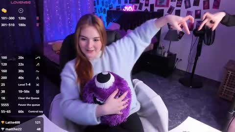 Bella online show from 03-11-25, 07:25